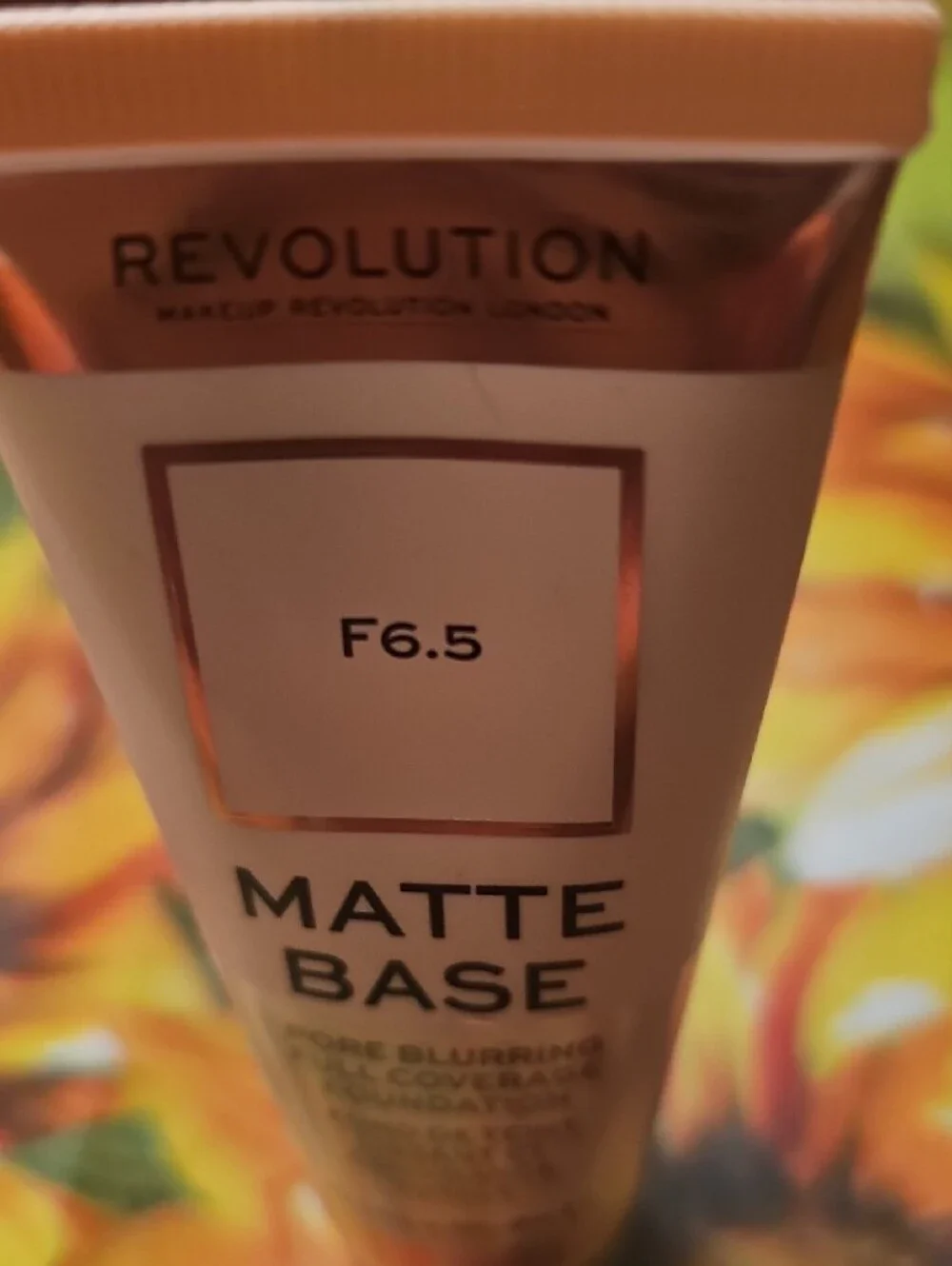Revolution Matte Base Full Coverage Foundation - F6.5 (Beige)